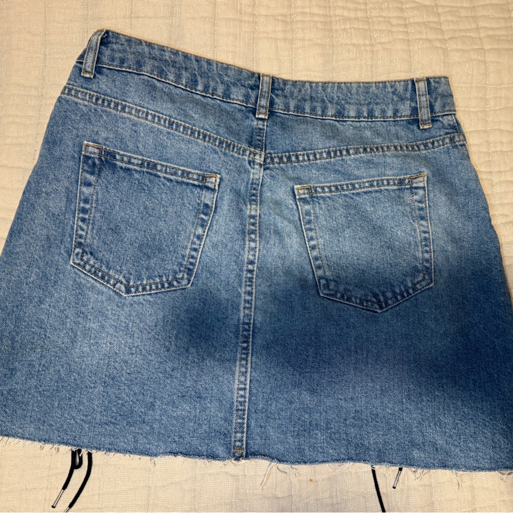 Topshop Blue Lace-Up Jean Shorts - Picture 7 of 8